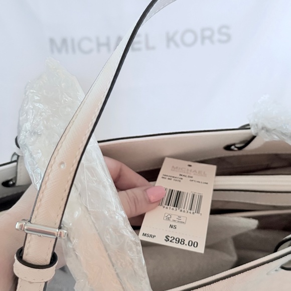 Michael Kors Walsh NWT MD MF Tote OPT/ALLUM (WHITE) - Picture 4 of 4